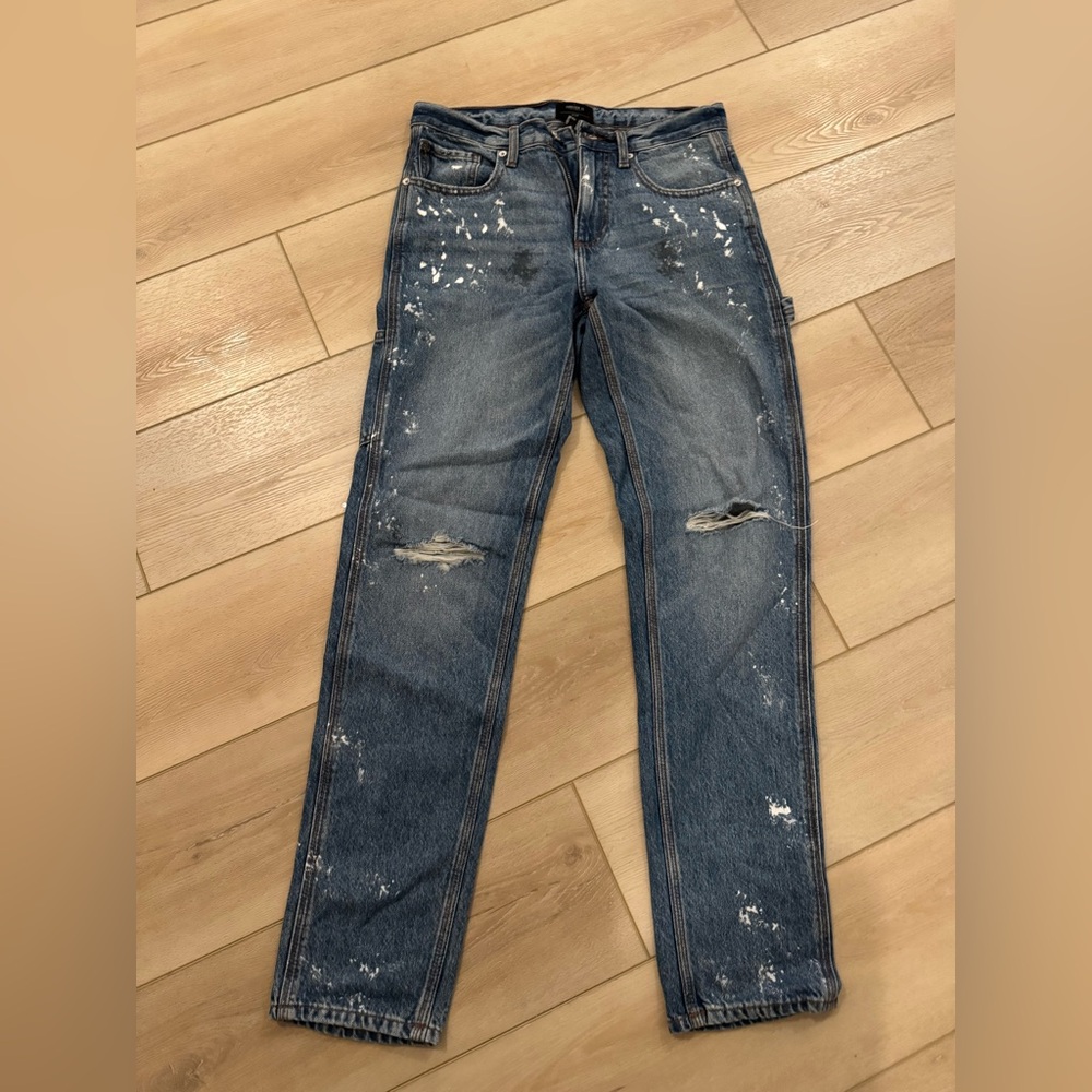 Distressed jean